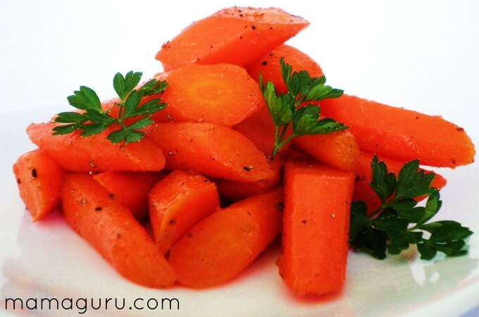 Cardamom Speckled Glazed Carrots 