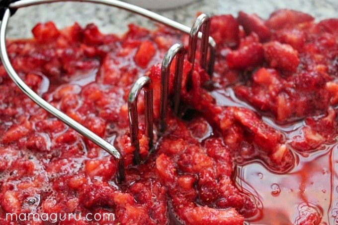 Homemade Low-Sugar Strawberry Jam