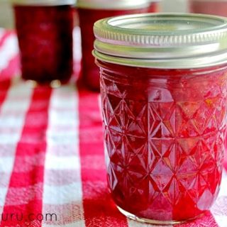 Homemade Low-Sugar Strawberry Jam