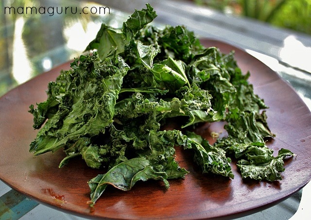 Garlicky Kale Chips