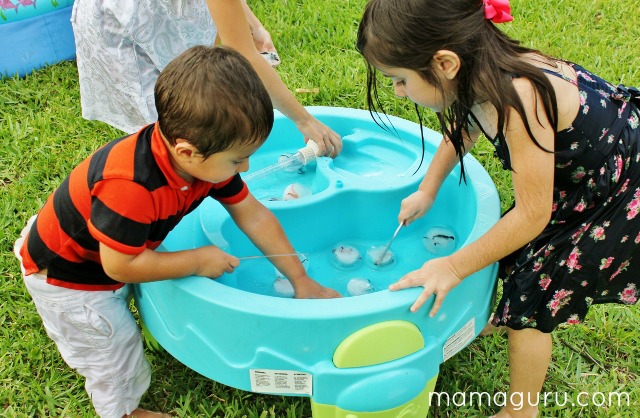 dinosaur themed birthday party games