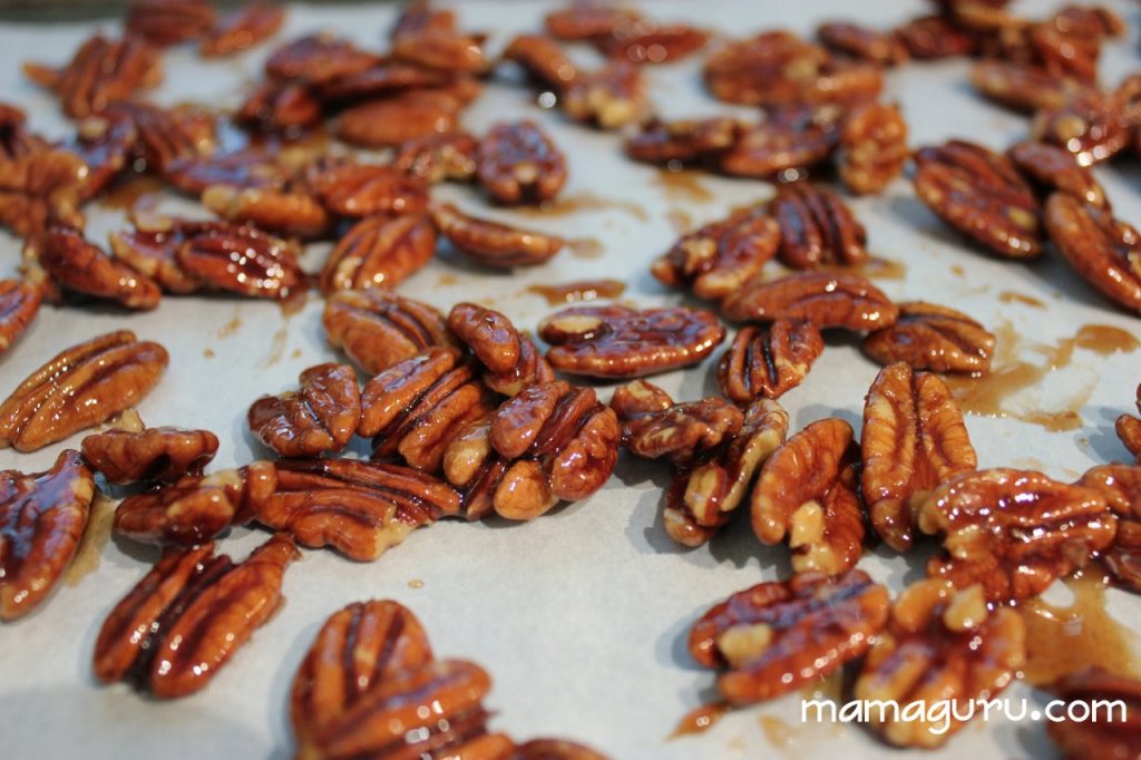 Thanksgiving Salad candied pecans recipe