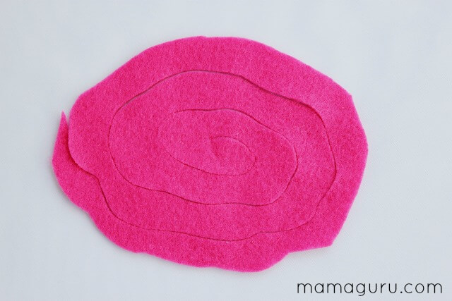 DIY Felt Roses for Valentine's Day